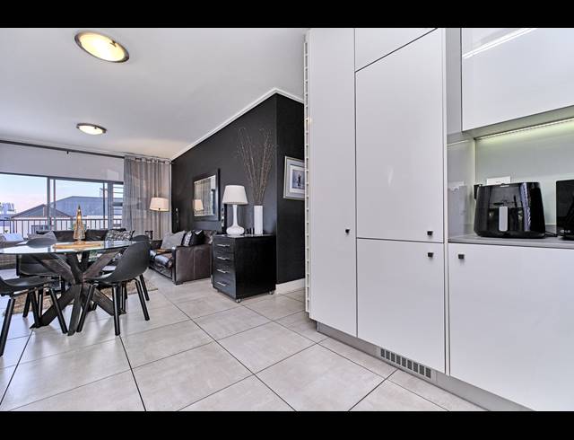 2 BEDROOM APARTMENT FOR SALE IN THE POLOFIELDS